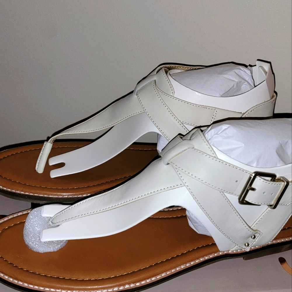 SUMMER SANDALS